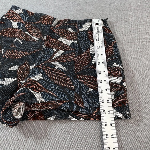 Zara Shorts Womens Medium Trafaluc Collection Multicolored H Leaf Jacquard - Picture 7 of 8
